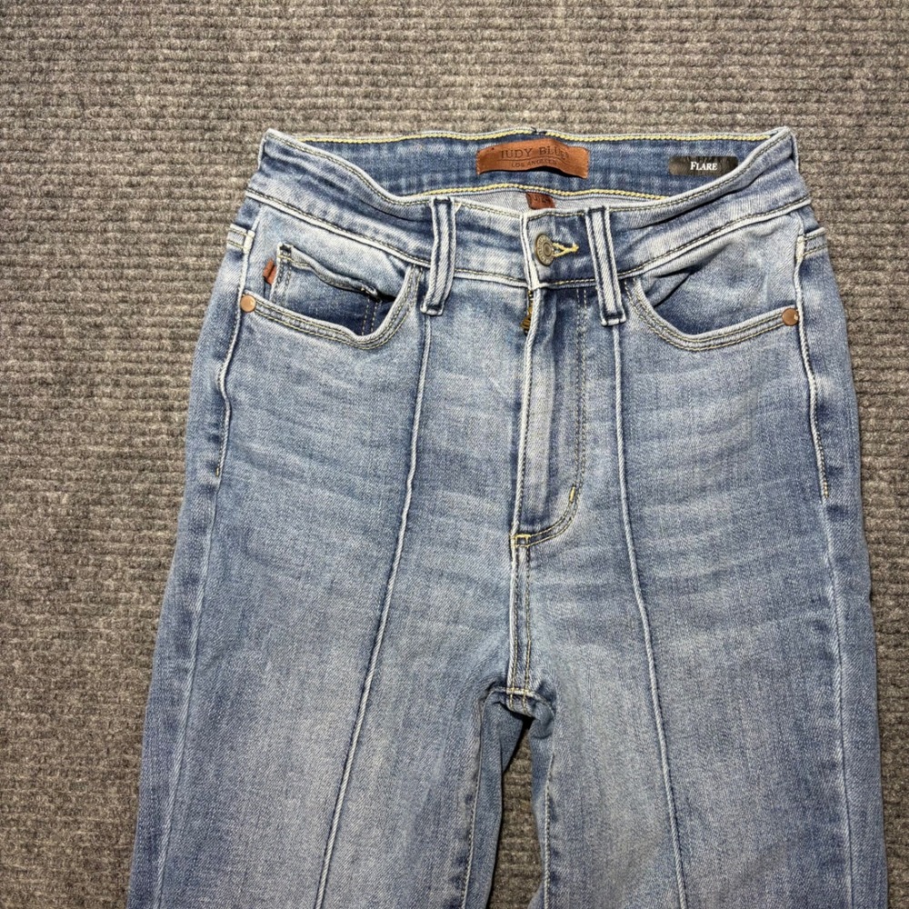 Judy Blue High Rise Flare‎ Jeans Light Wash Raw Hem Front Seam Size 0/24 - Picture 2 of 8